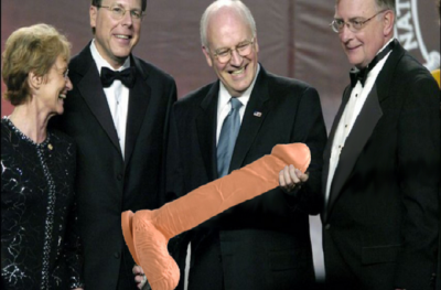 Πολιτικοί με dildo!