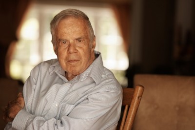 Πέθανε ο γιατρός που αφαίρεσε την ομοφυλοφιλία από τη λίστα με τις ψυχικές διαταραχές