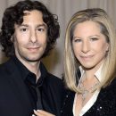 Barbra streisand και ο γιος της Jason Gould