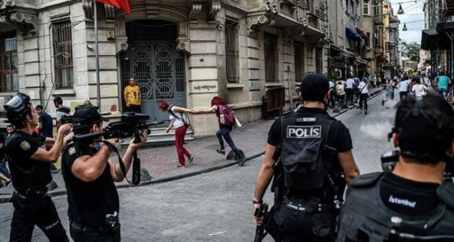 χρήση πλαστικών σφαιρών