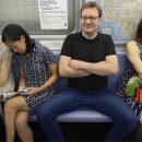 manspreading